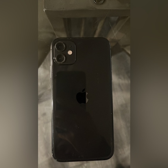iphone 11, black. good condition - Picture 1 of 4